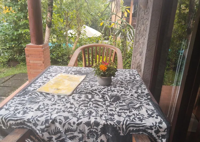 Khrisna Hs And Cottages