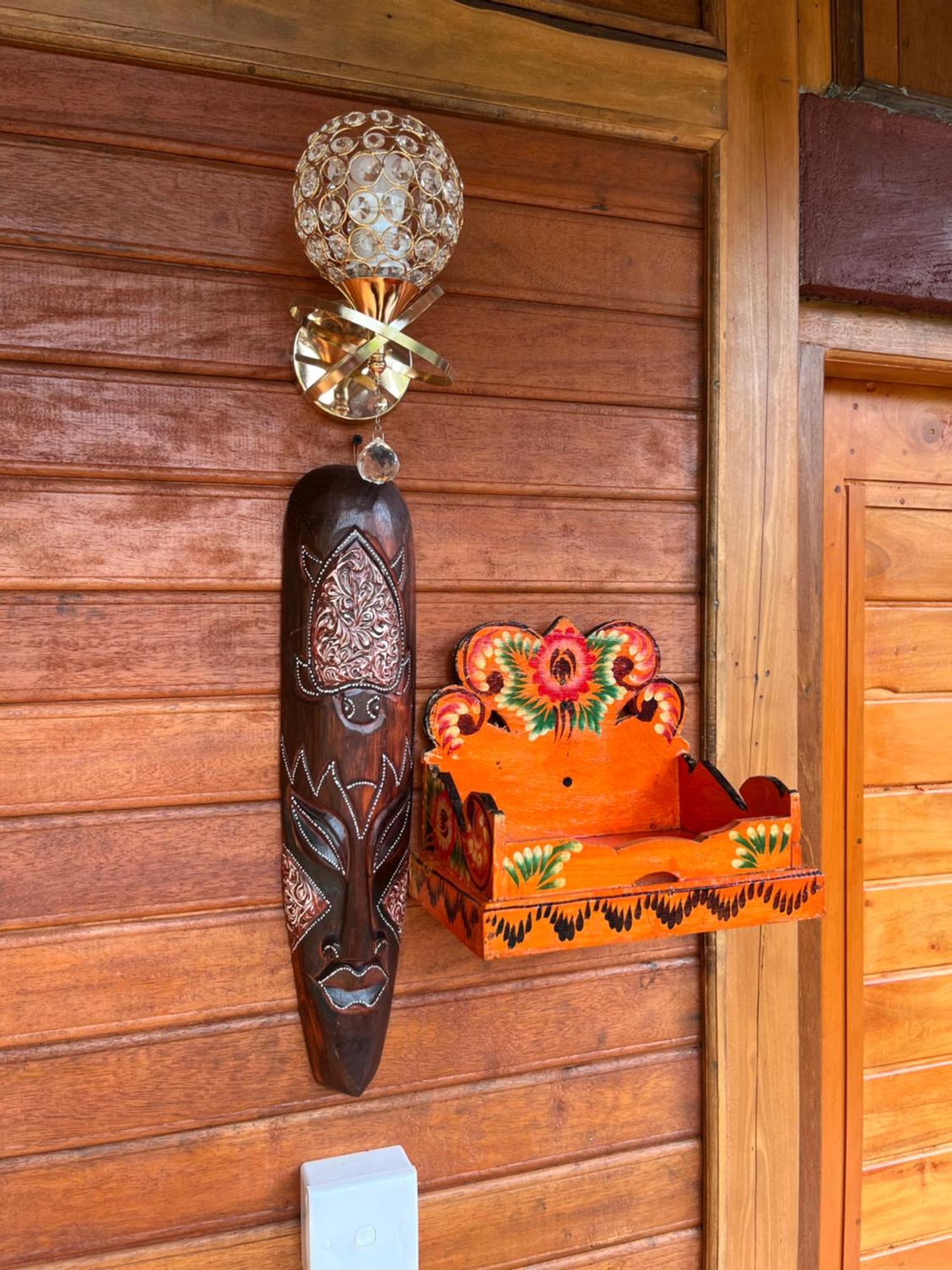Khrisna Hs And Gasthuis Sidemen (Bali)